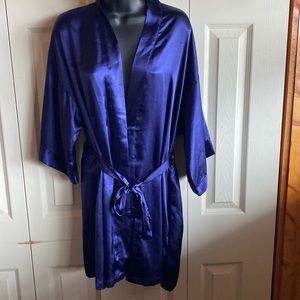 Victoria Secret NWOT Gold Chain Tag Tie Close Midi Robe size S/M